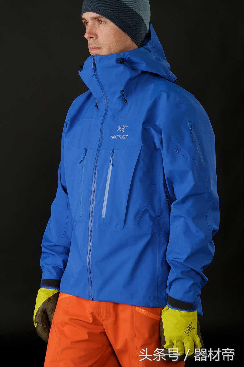 薄又暖和的冲锋衣,冲锋衣真的暖和吗