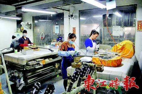 最贵的吉他限量50把,全世界最厉害的吉他大师