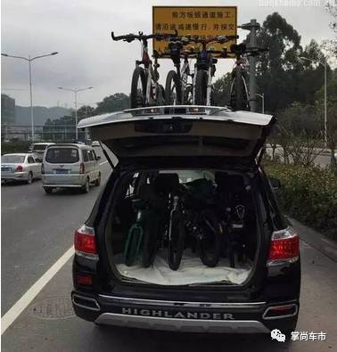 私家车车顶放自行车合法吗,车顶装小自行车违法吗