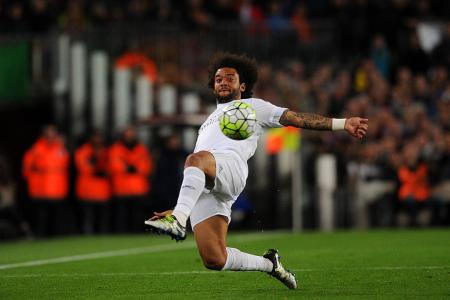 瓒崇悆涓栫晫瑙勫垯,涓栫晫瓒冲潧鍥涘ぇ閾佸緥