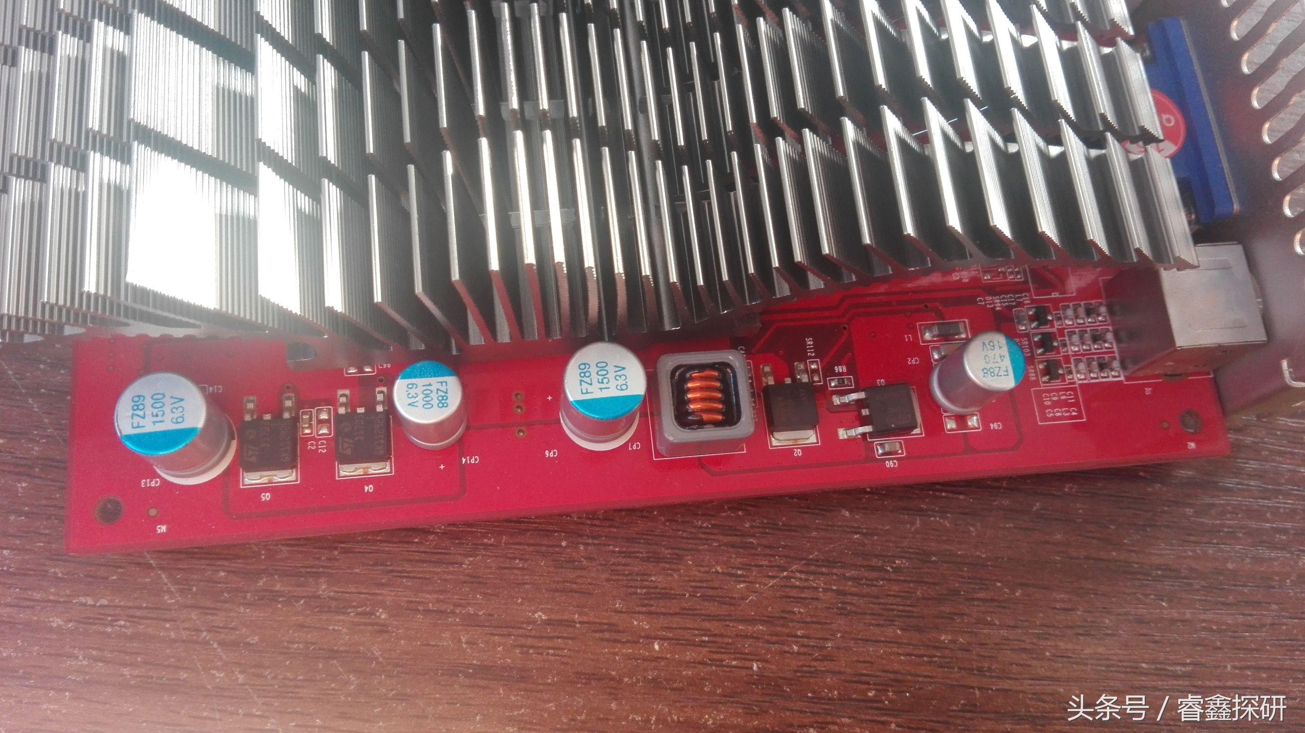 拆一个GF9500GT显卡