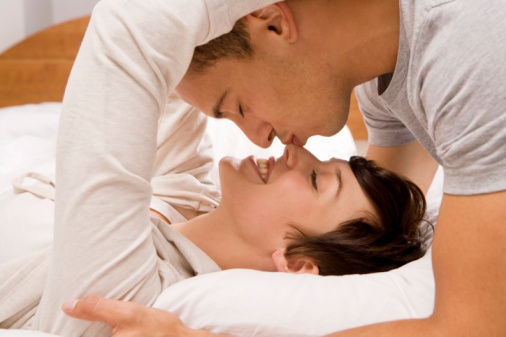 6个迹象表明：女生愿意与你同床共枕