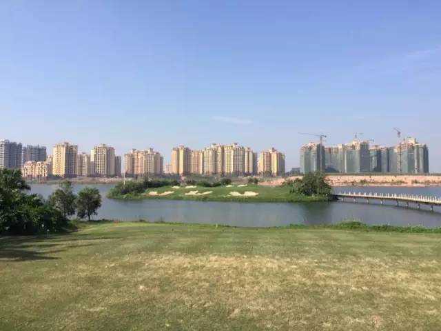 世界冠军专程助阵，为参赛球队提供总决赛球场最全攻略