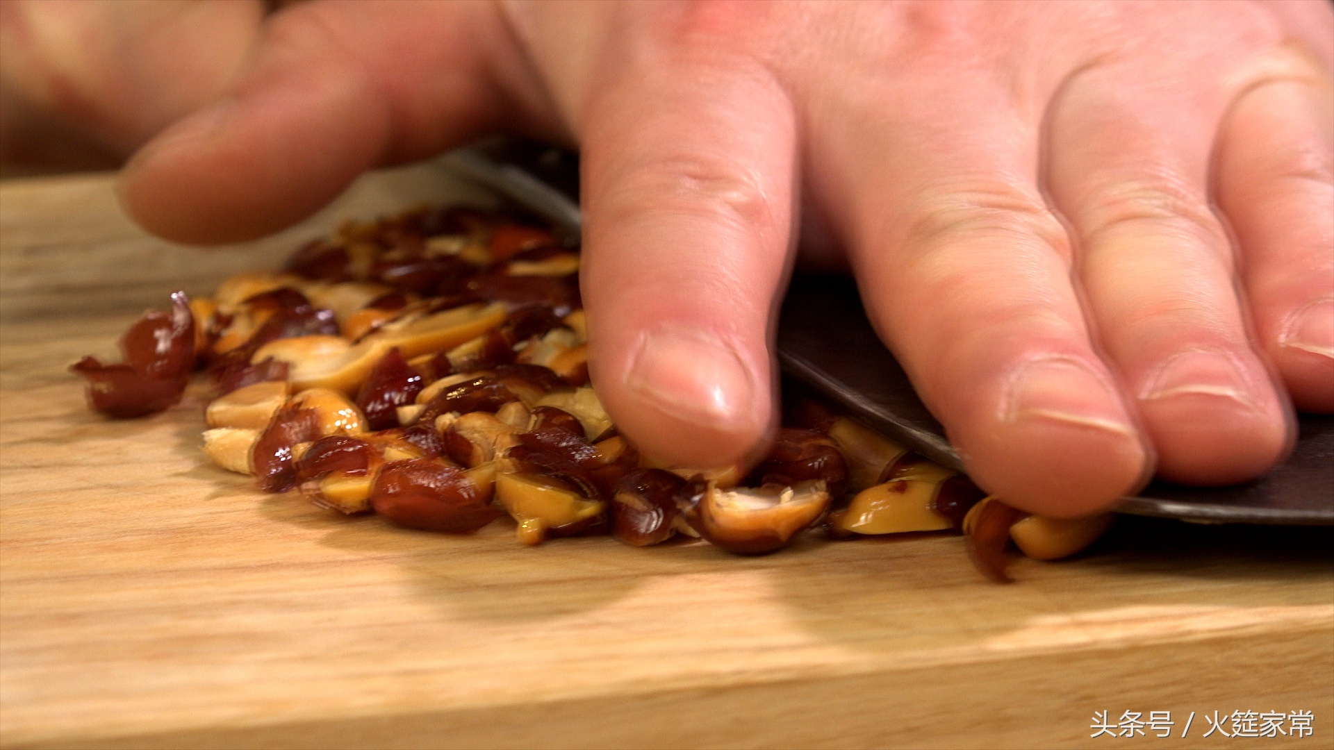 辣椒油灵魂是啥,川味凉拌菜辣椒油商用大桶装