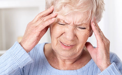 老年人高血压头疼吃什么药,老年人高血压头晕怎么办