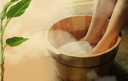 老年人高血压头疼吃什么药,老年人高血压头晕怎么办