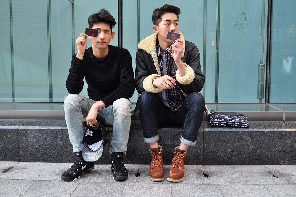 小脚裤冬天不想露脚踝的穿搭,如何在冬天从容不迫地露脚踝