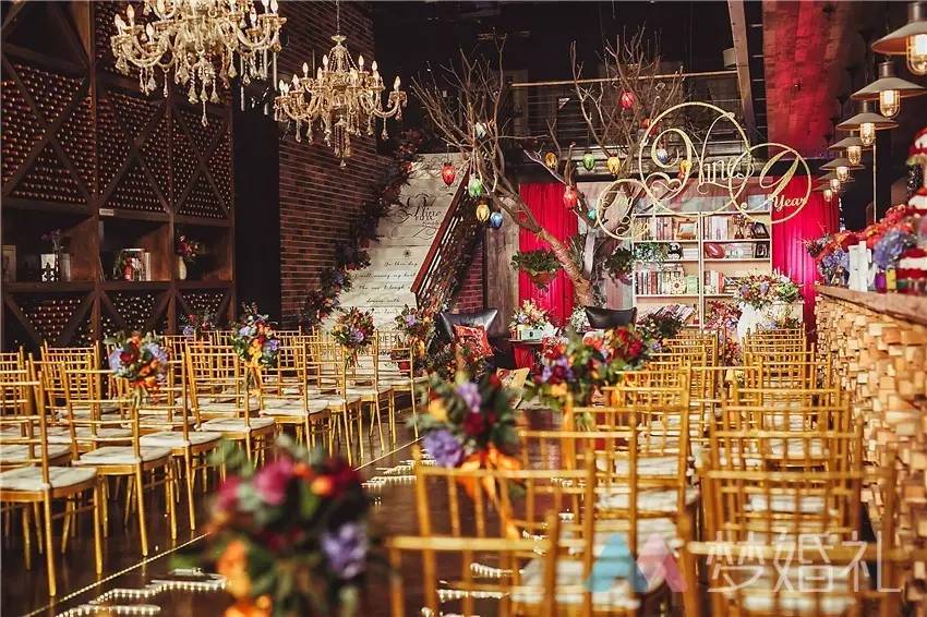 距离和时间终会败给爱情校园婚礼带他们重返高一九班