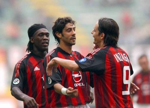 经典红色足球球衣,五大联赛经典球衣号码推荐