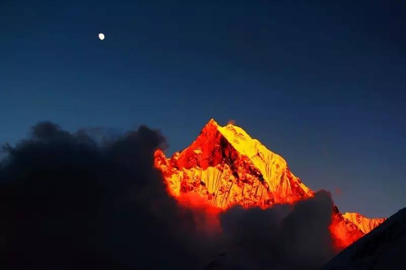 用双脚丈量山林,用双脚丈量冰川世界