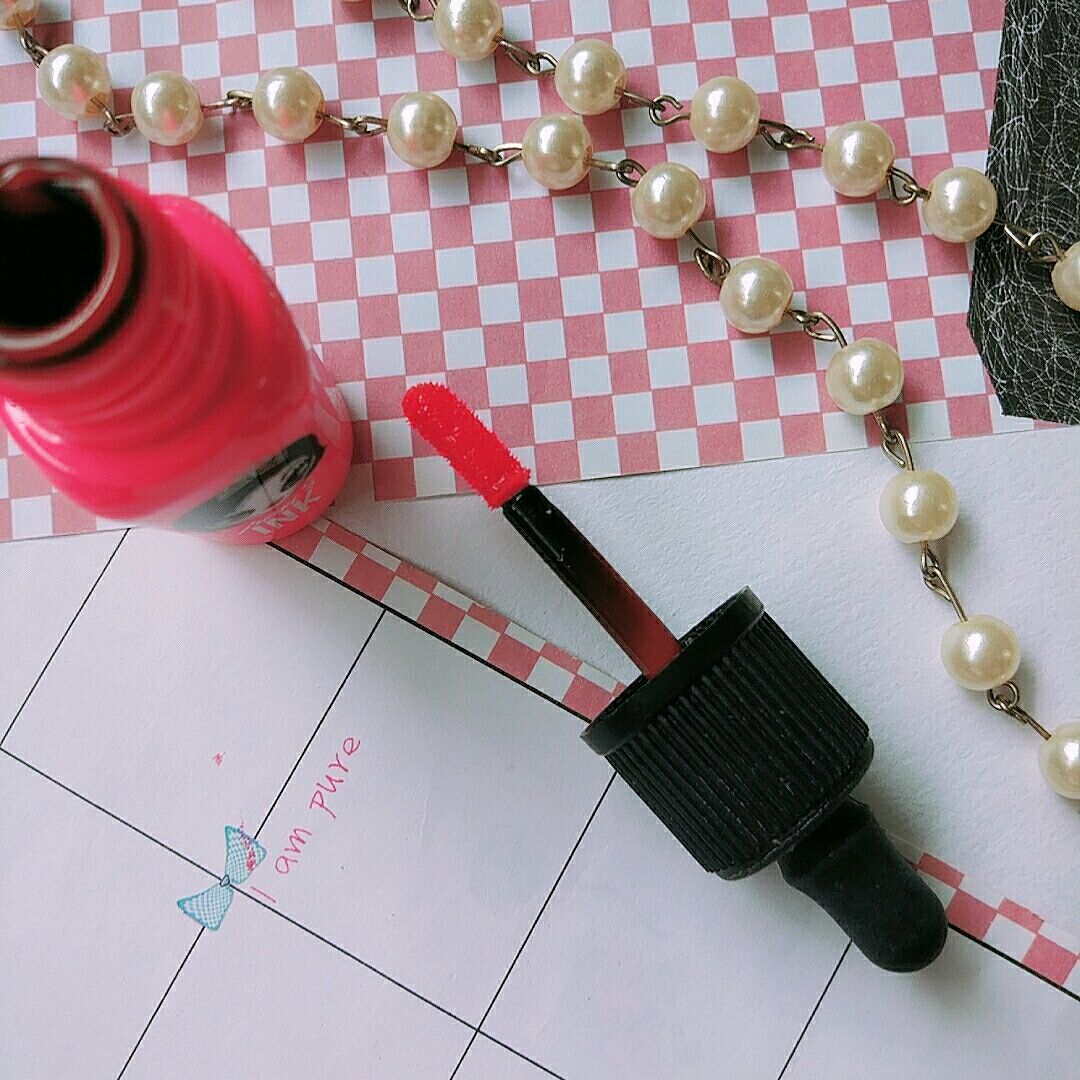 卡姿兰轻吻唇釉mini热卖色v233,阿玛尼唇釉推荐必买色号415和206