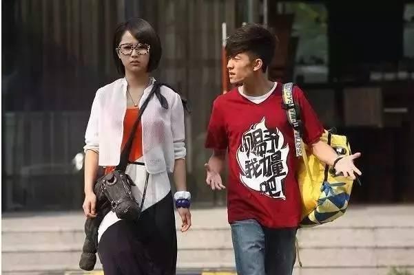 张一山会对李现说些什么,张一山谈杨紫认识太久了