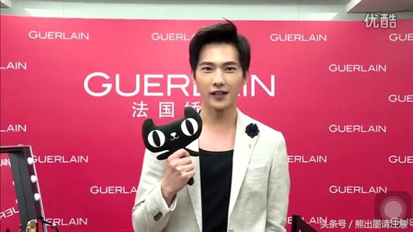 肤白貌美人人夸下一句,肤白貌美还多了一种优雅的气质