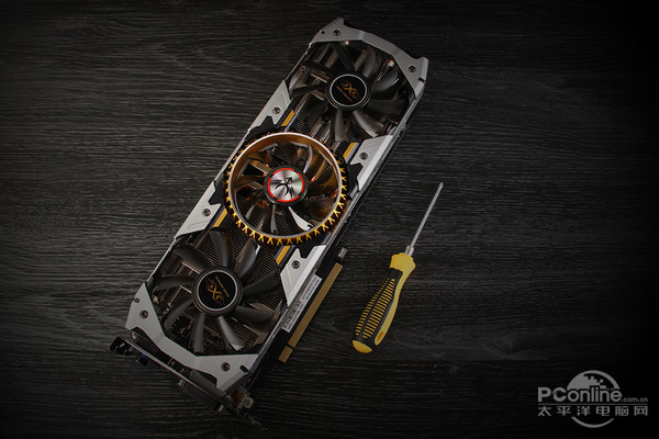 七彩虹igame1070烈焰战神u-3gd5,七彩虹10708g显卡