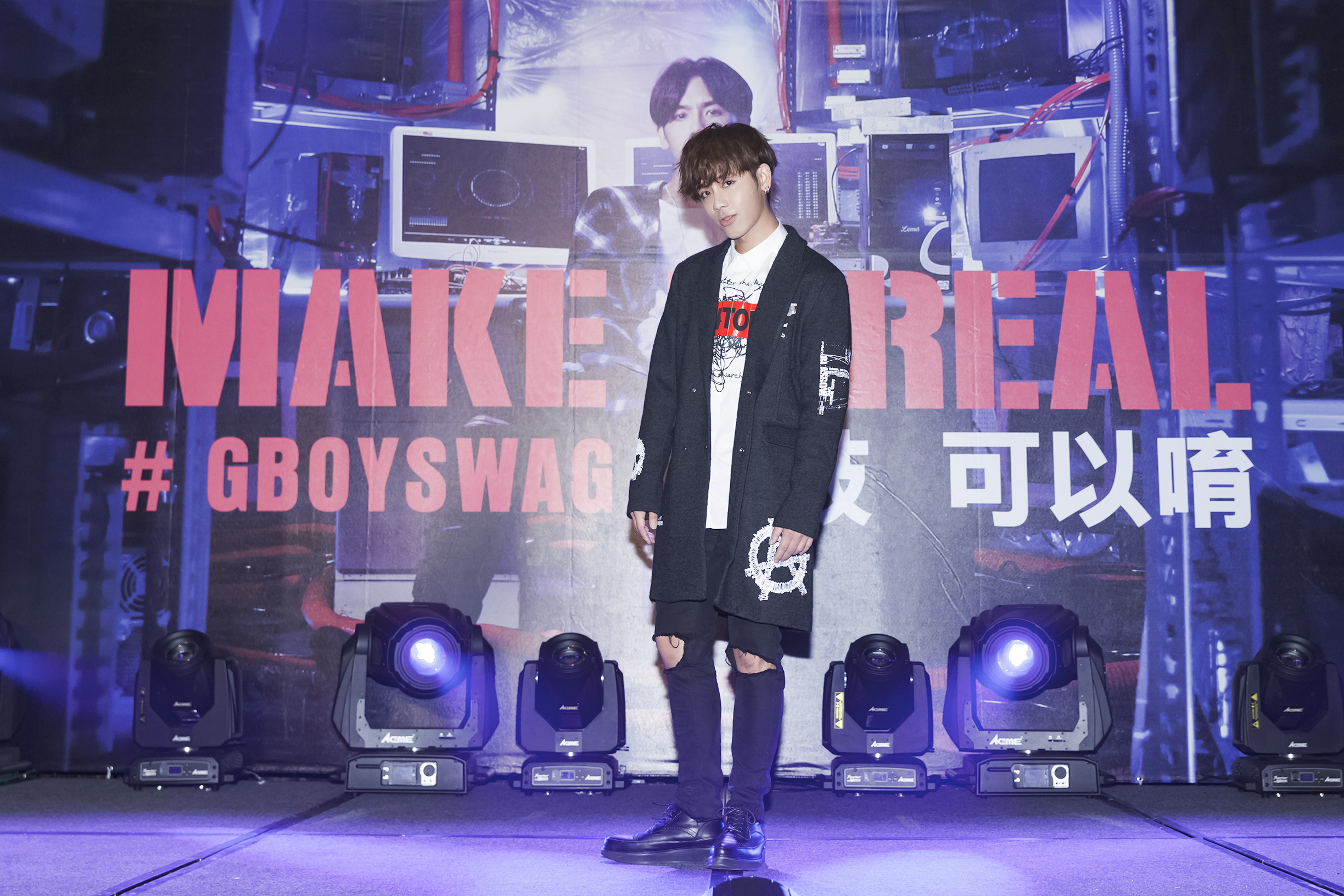 “全能型魔电新声”鼓鼓好人缘演艺圈众好友献“声”力挺