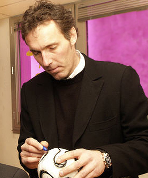 “突然死亡”的“金球制”，帮这支球队先征服世界，再征服欧洲！