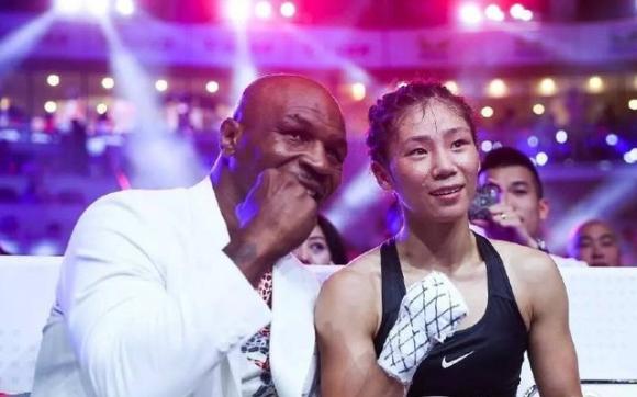 邹市明ko日本拳王完整视频,日本女拳手对战邹市明