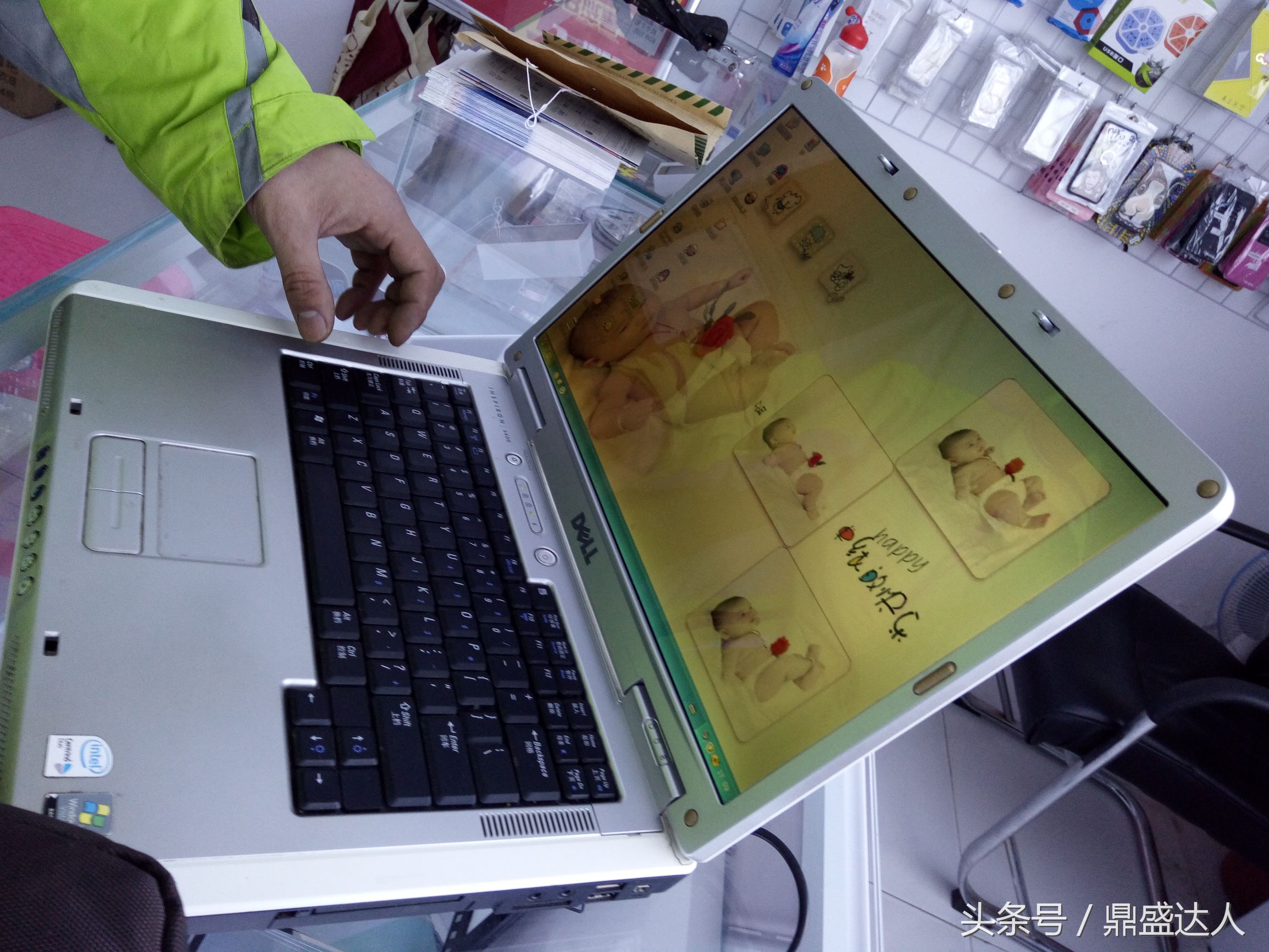 戴尔老笔记本拆卸换固态硬盘,戴尔笔记本拆装教程