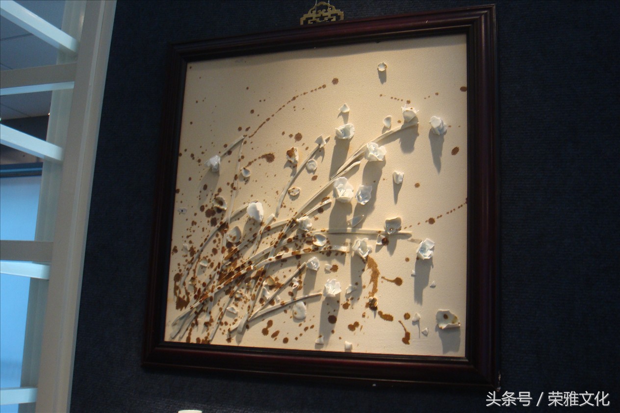 不要在拿超市5块钱一个的瓷器跟国外的高档瓷器比了……