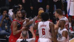 nba裁判没响哨可以挑战吗,nba裁判吹哨是什么样