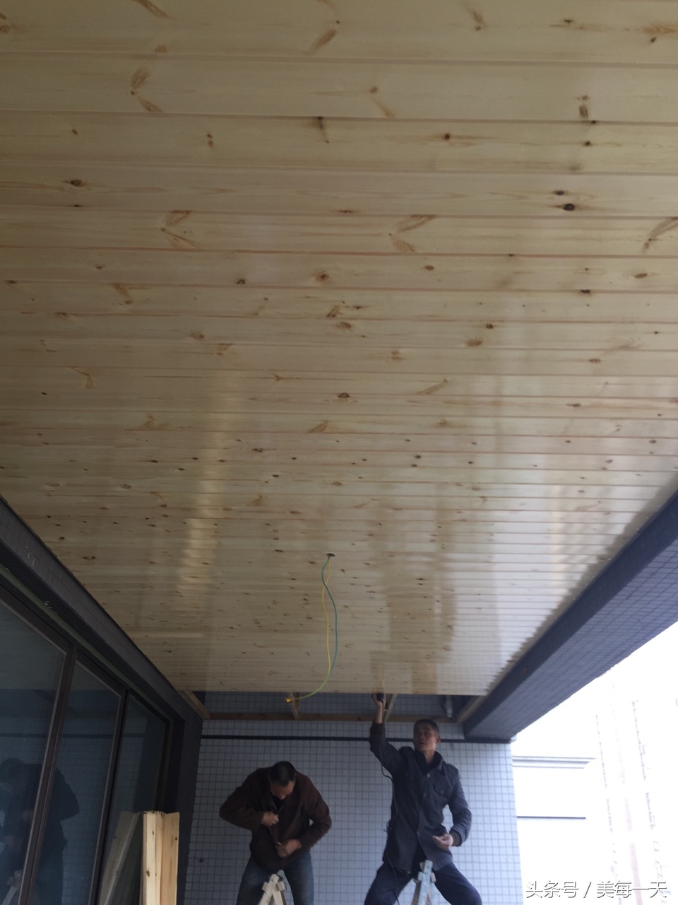 隔墙桑拿板安装,成都桑拿板安装人工费