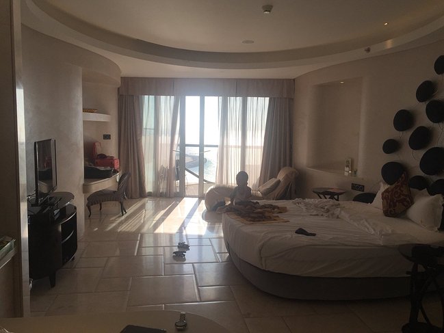 一家三口去三亚,一家三口三亚旅游图片