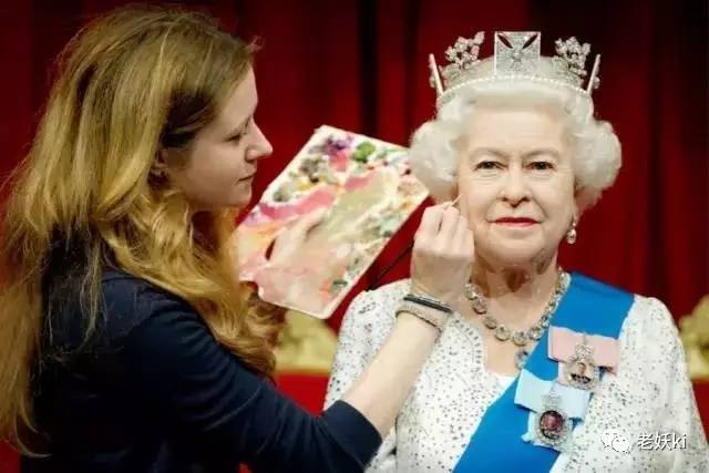 为什么迷恋圣诞节？英国人和女王都开始准备疯狂的圣诞毛衣节了！