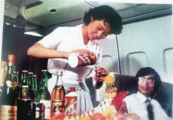 购买股票股权是什么投资,10年买100万阿里股票现在值多少