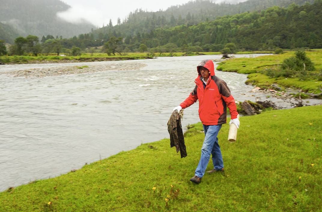 慈善先行鲁朗在行动