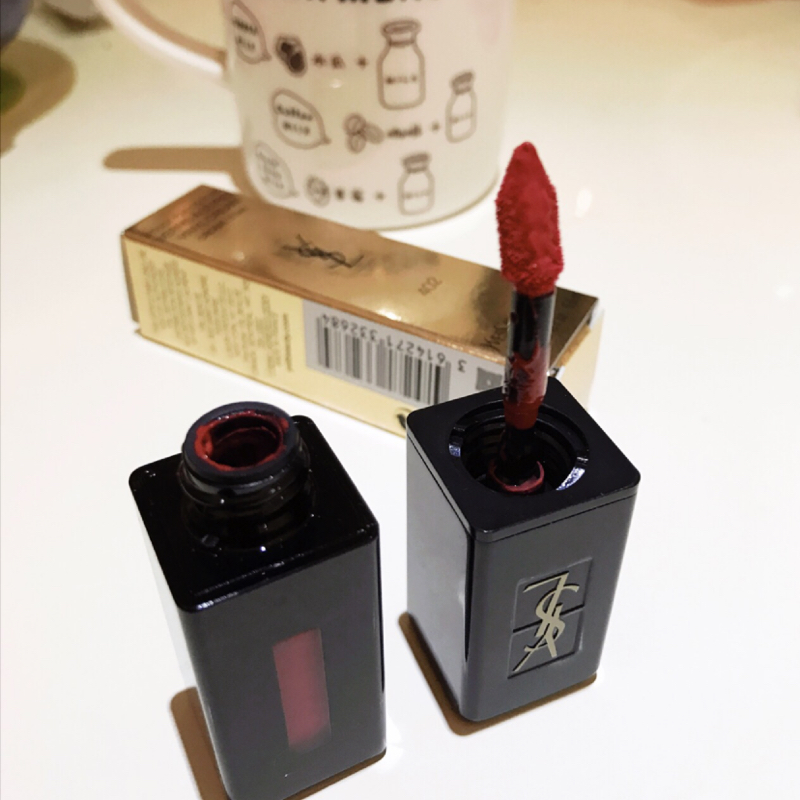 卡姿兰轻吻唇釉mini热卖色v233,阿玛尼唇釉推荐必买色号415和206