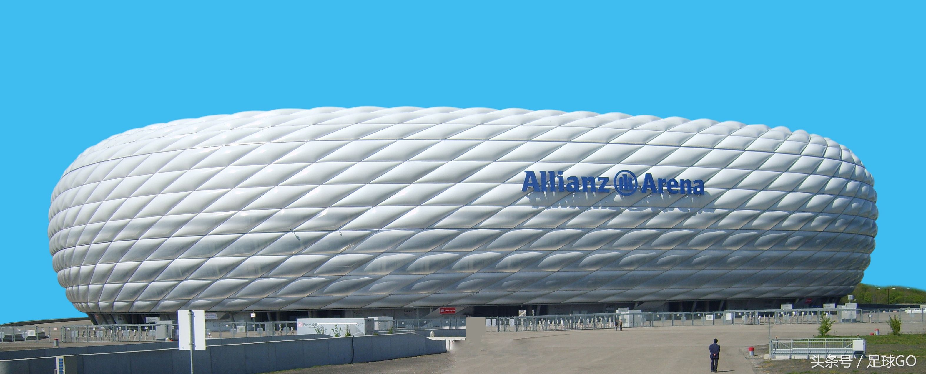 一起看世界足球,一起来看流星雨足球场