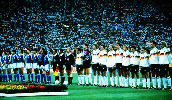 “突然死亡”的“金球制”，帮这支球队先征服世界，再征服欧洲！