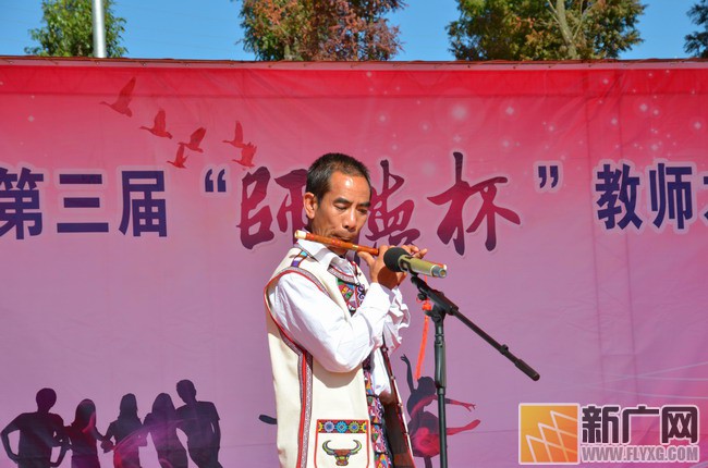 迎元旦庆新春活动视频小学,大年初一泸西有什么活动