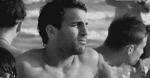 一年服下那么多唇膏，老板麻烦给我来根能吃的！