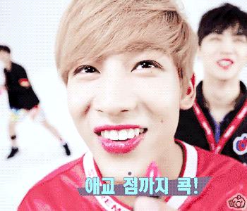 一年服下那么多唇膏，老板麻烦给我来根能吃的！