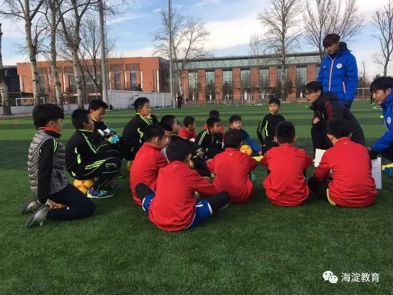 「快讯」为了中国足球的未来，奔跑吧小将们！