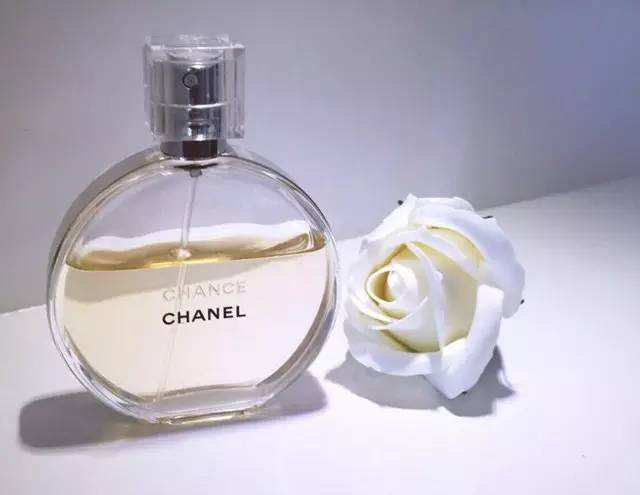 想成功撩到女生要做到三个不在乎,想要撩汉必须可爱