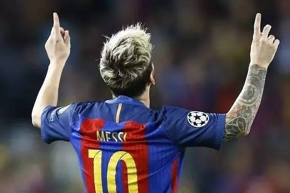 热门话题庆祝,谁的庆祝动作是思考