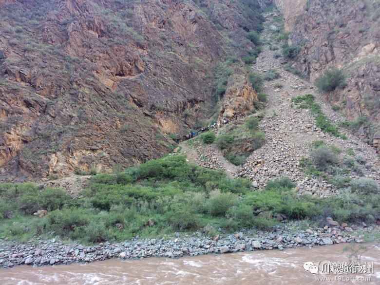 骑行318到尼泊尔,29天骑行川藏之旅