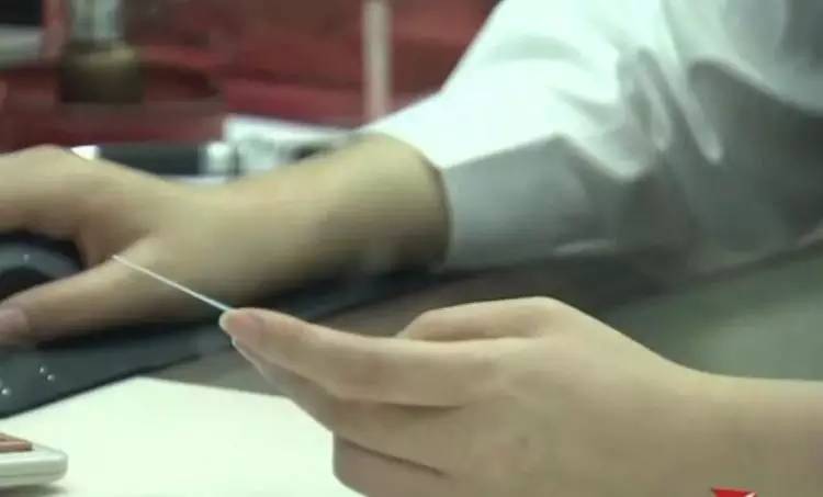 发现银行卡被人盗用怎么办,以前银行卡被冒用后办不了卡