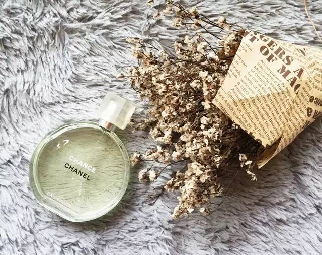 想成功撩到女生要做到三个不在乎,想要撩汉必须可爱