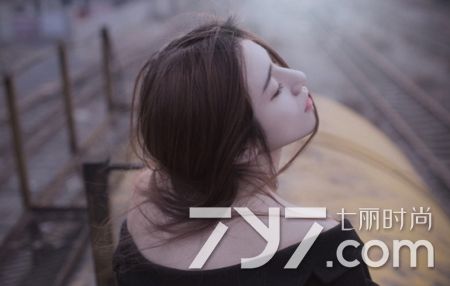 左眼皮下跳的吉凶前兆,左眼皮跳吉凶如何解释