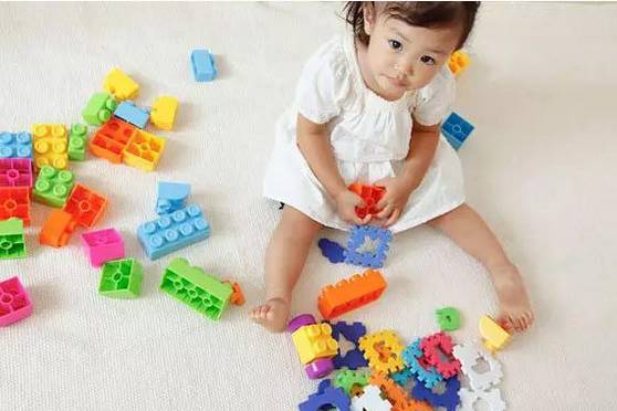 幼儿园宝宝不参与活动怎么办,幼儿园的活动一定让孩子多参与