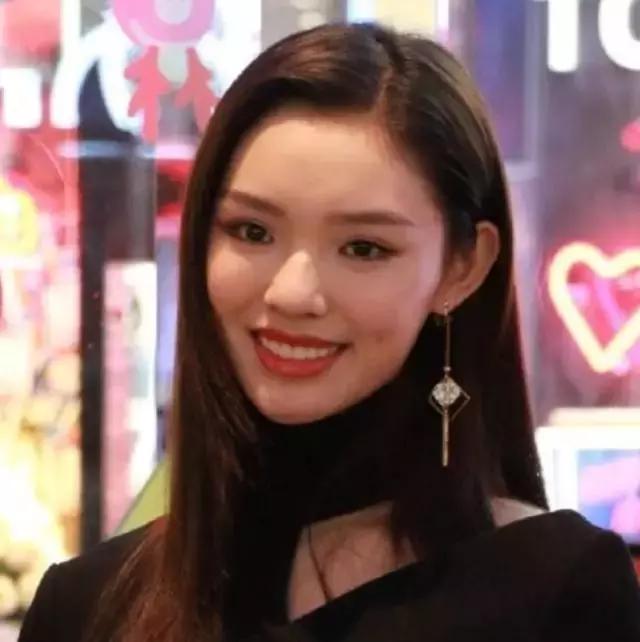 林允的牙怎么又恢复了,林允回应脸型变化她又变脸了吗