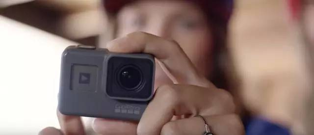 新年圣诞礼物送啥咧？精挑细选的50款运动单品清单送给你！