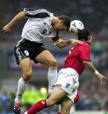 足坛十大进球最多的球员,足坛十佳球第一