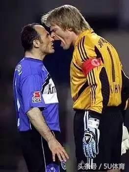 当今足坛有几种打法,足坛高空轰炸战术