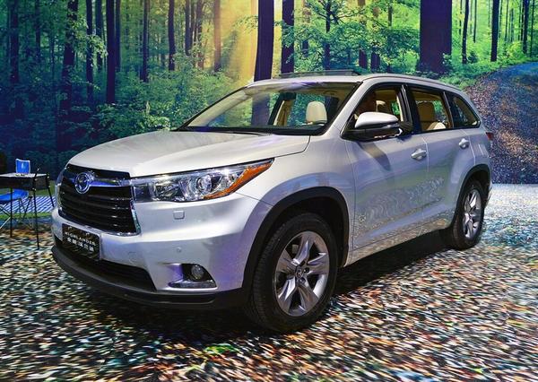 加价20万排队等半年，怪谁？还是国人太有钱