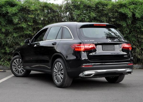 加价20万排队等半年，怪谁？还是国人太有钱