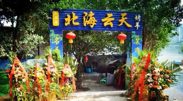 我要投诉这些店！藏在卡卡角角的烂棚棚，排队排了3天才吃到！